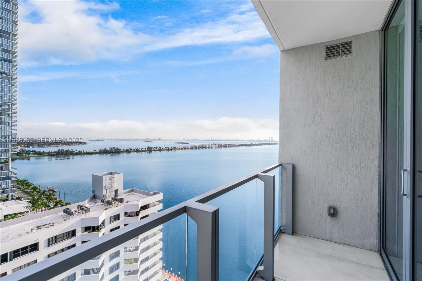2900 NE 7th Ave #1402, Miami FL 33137