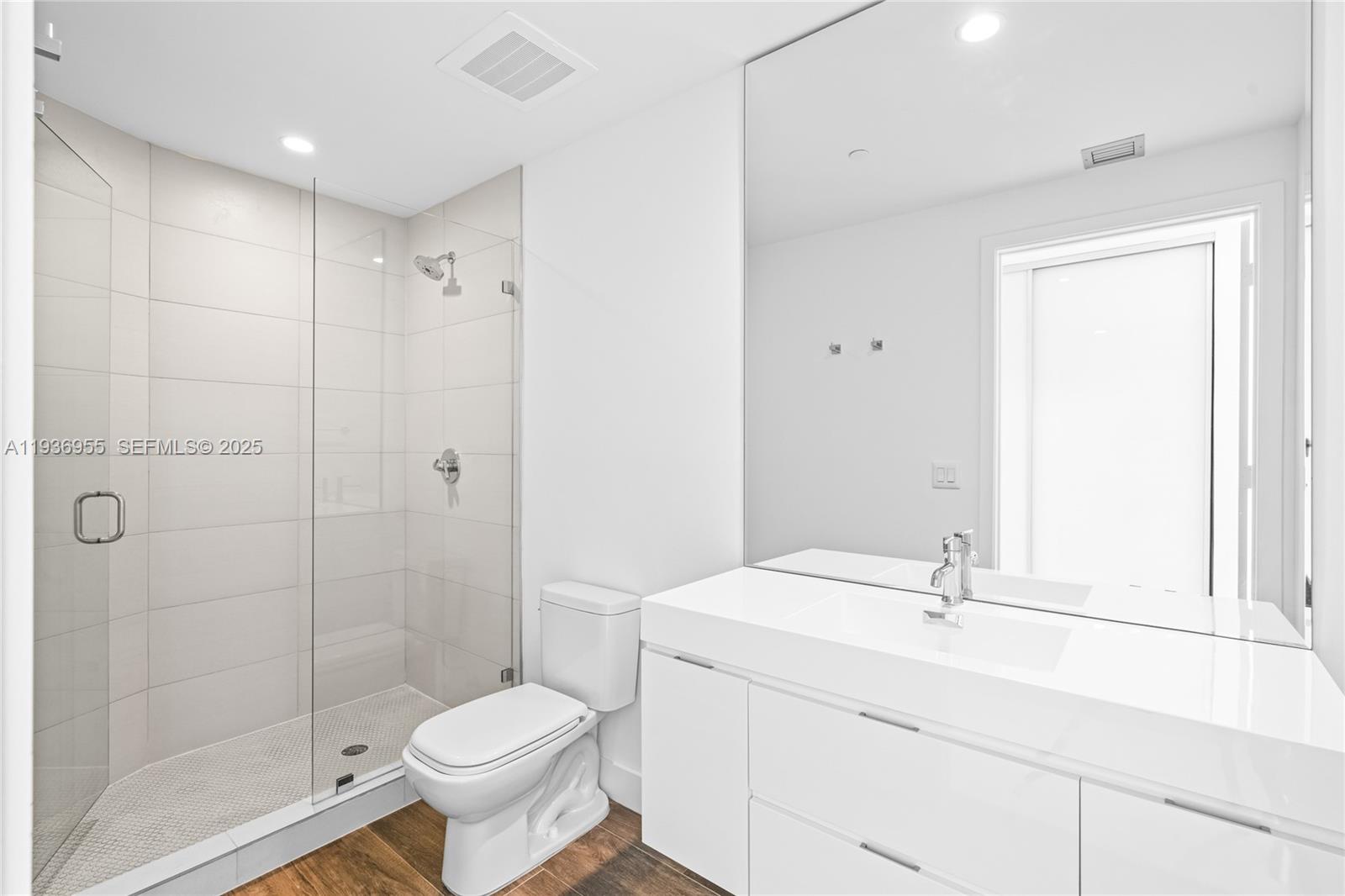 2900 NE 7th Ave #1402, Miami FL 33137