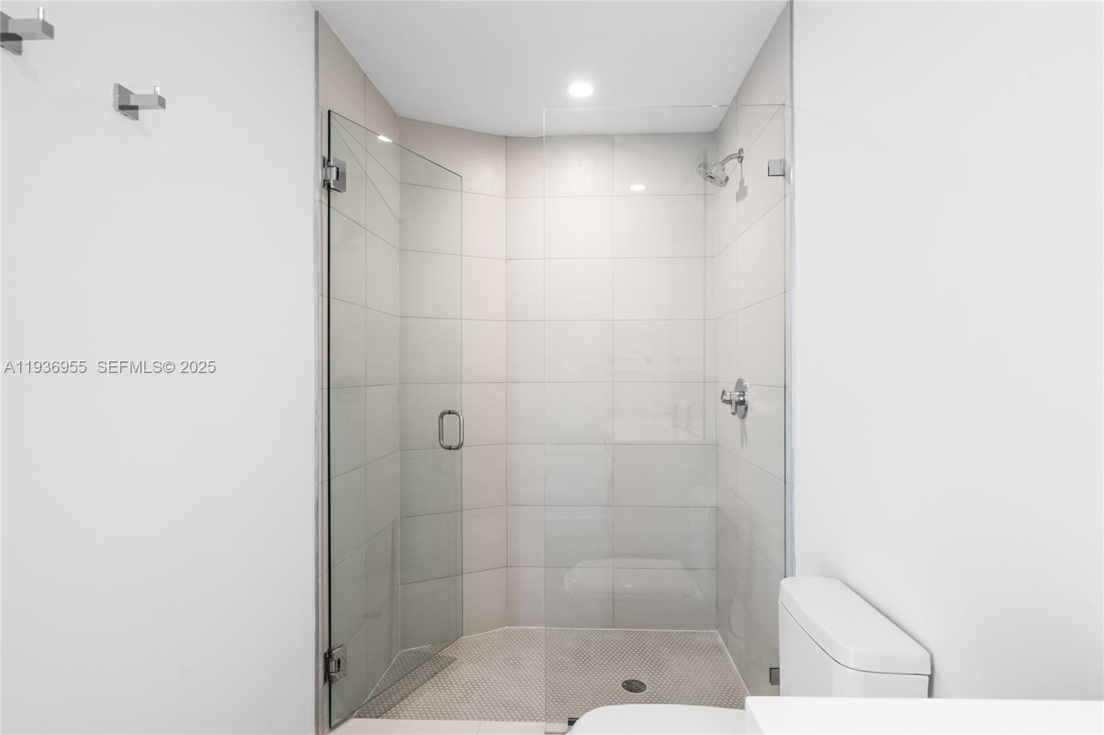 2900 NE 7th Ave #1402, Miami FL 33137