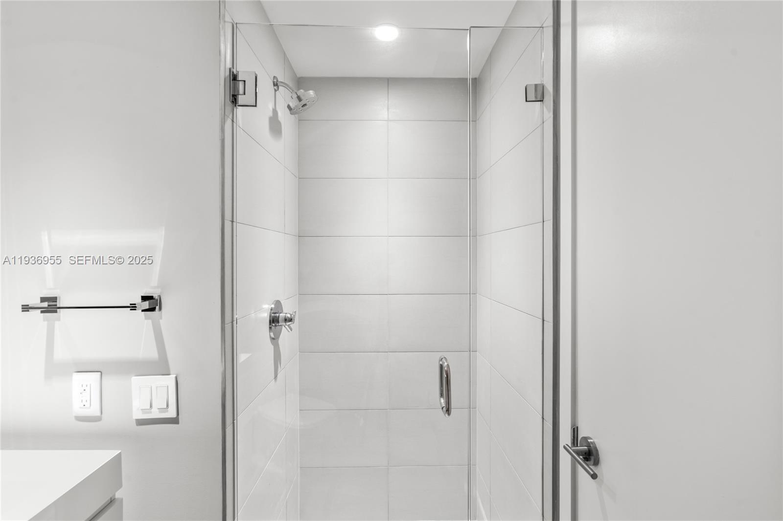 2900 NE 7th Ave #1402, Miami FL 33137