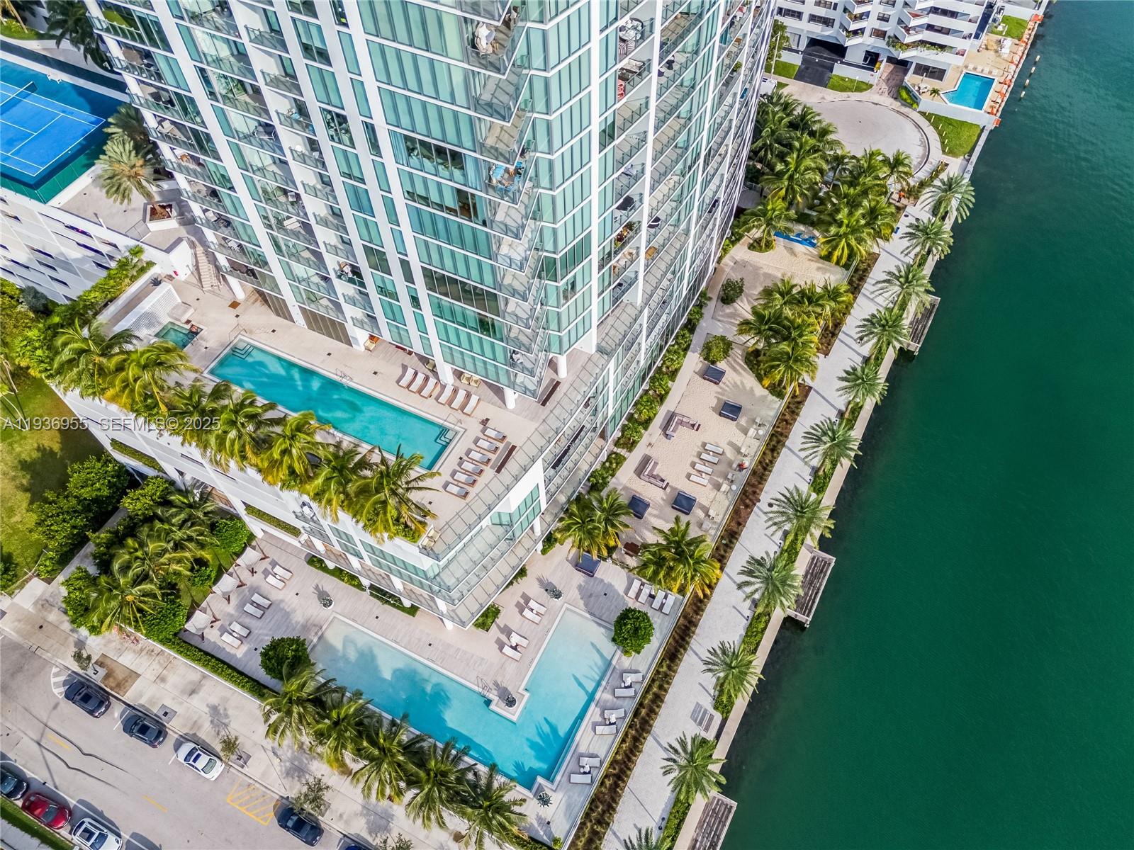 2900 NE 7th Ave #1402, Miami FL 33137