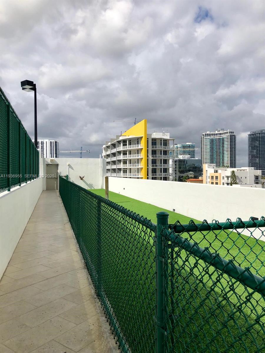 2900 NE 7th Ave #1402, Miami FL 33137