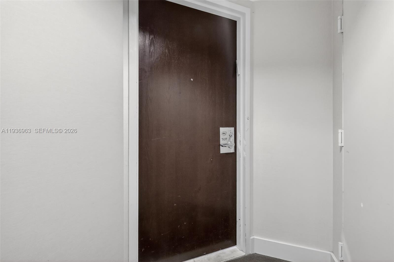 1000 Island Blvd #707, Aventura FL 33160