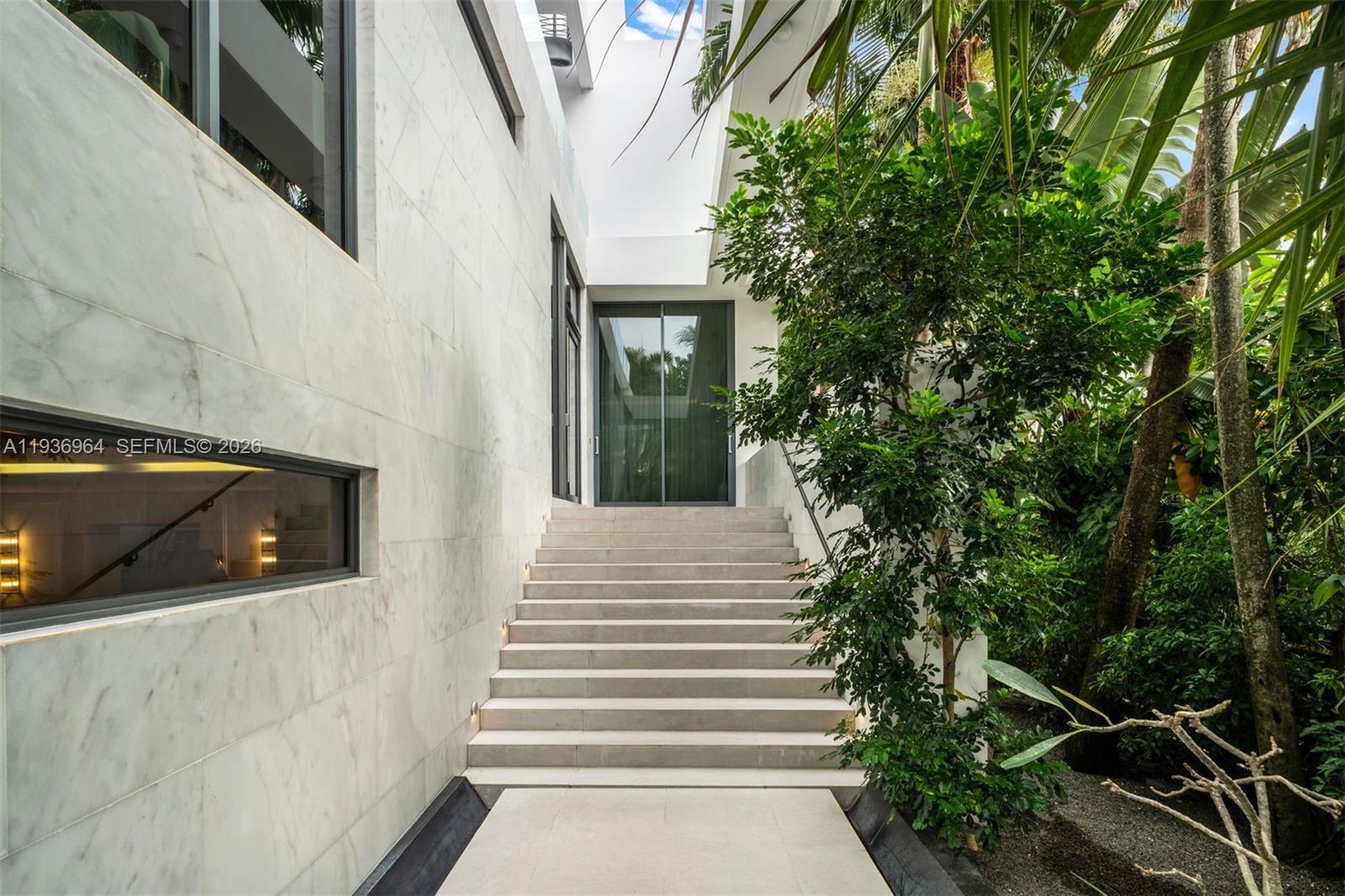 503 E Dilido Dr, Miami Beach FL 33139