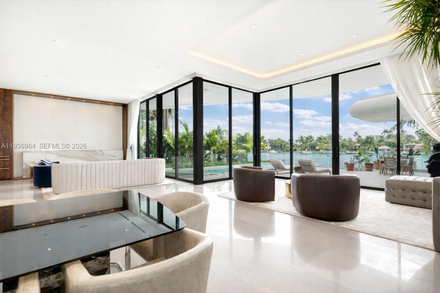 503 E Dilido Dr, Miami Beach FL 33139
