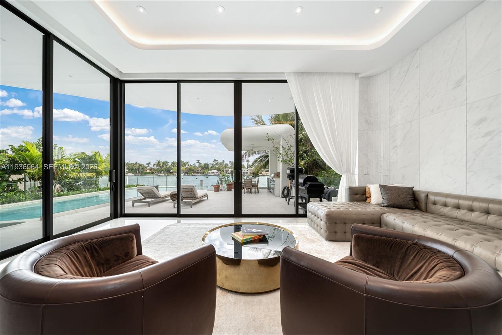 503 E Dilido Dr, Miami Beach FL 33139