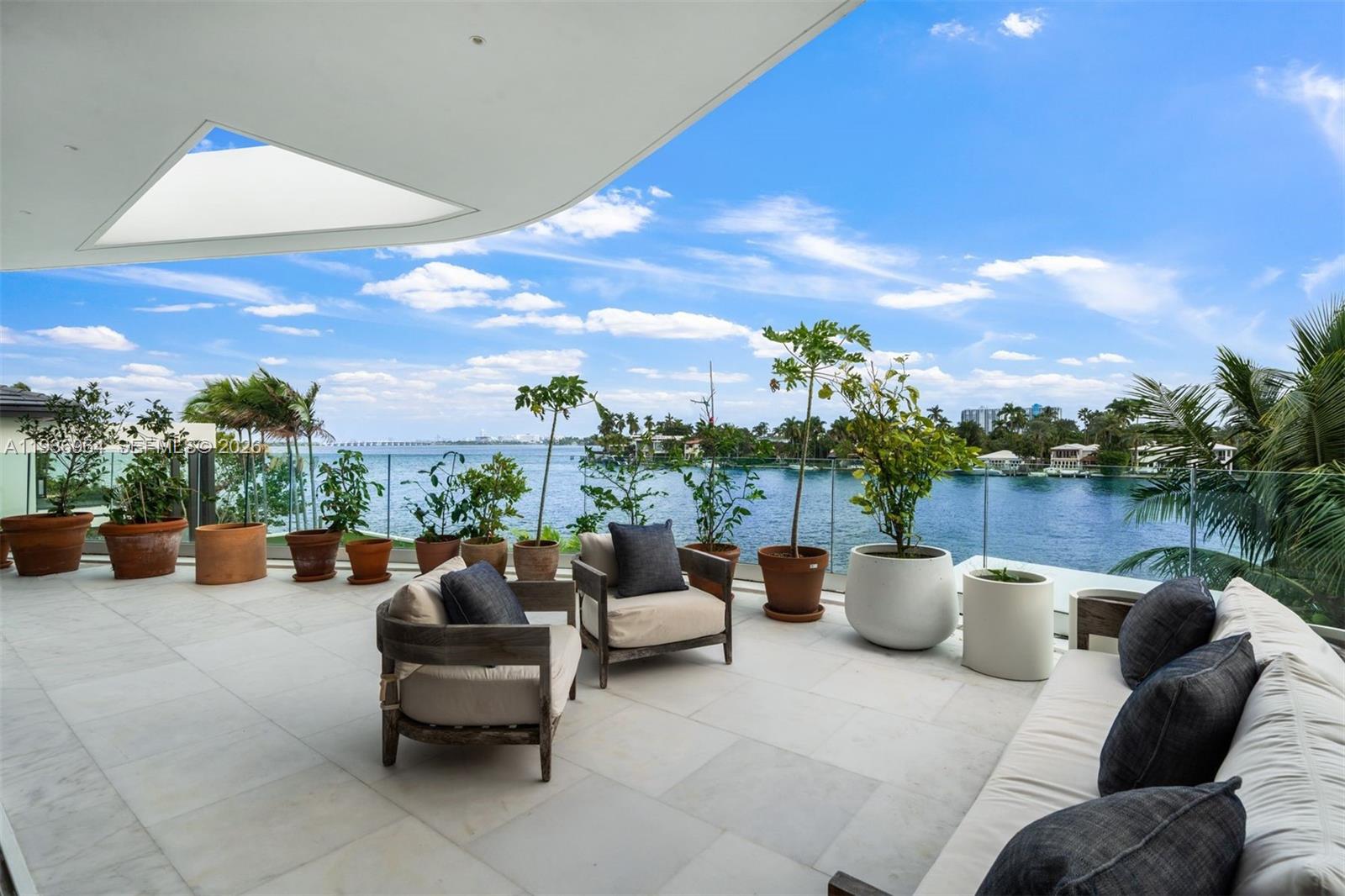 503 E Dilido Dr, Miami Beach FL 33139