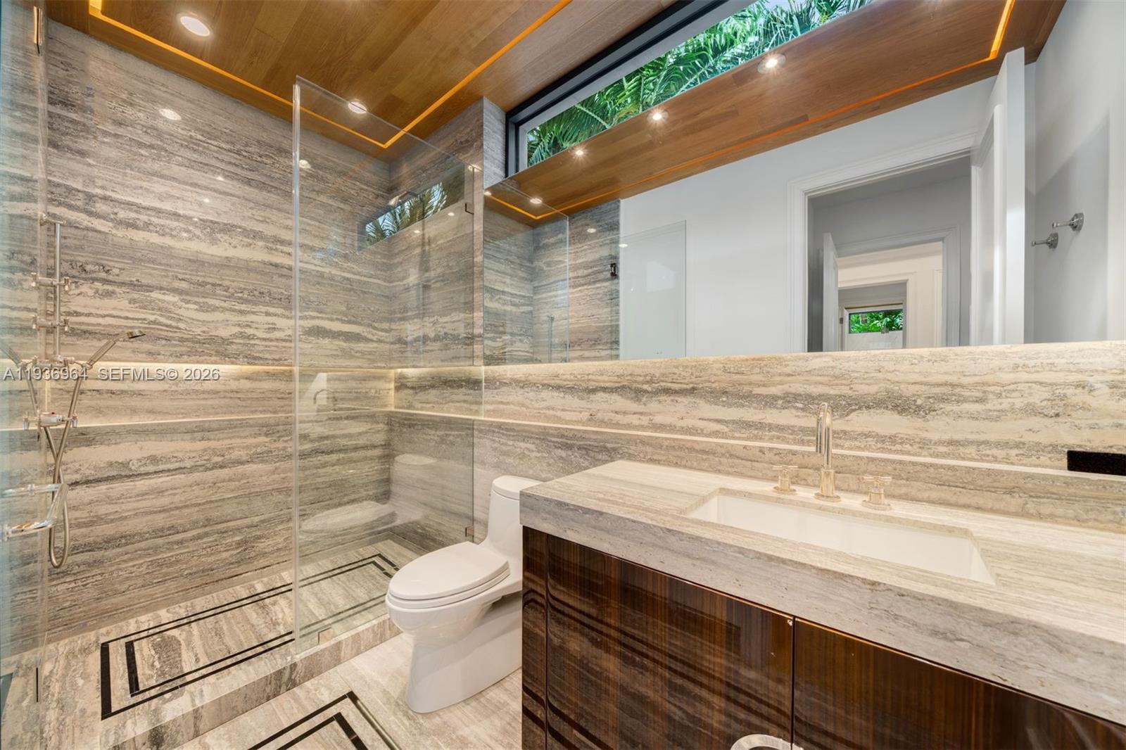 503 E Dilido Dr, Miami Beach FL 33139