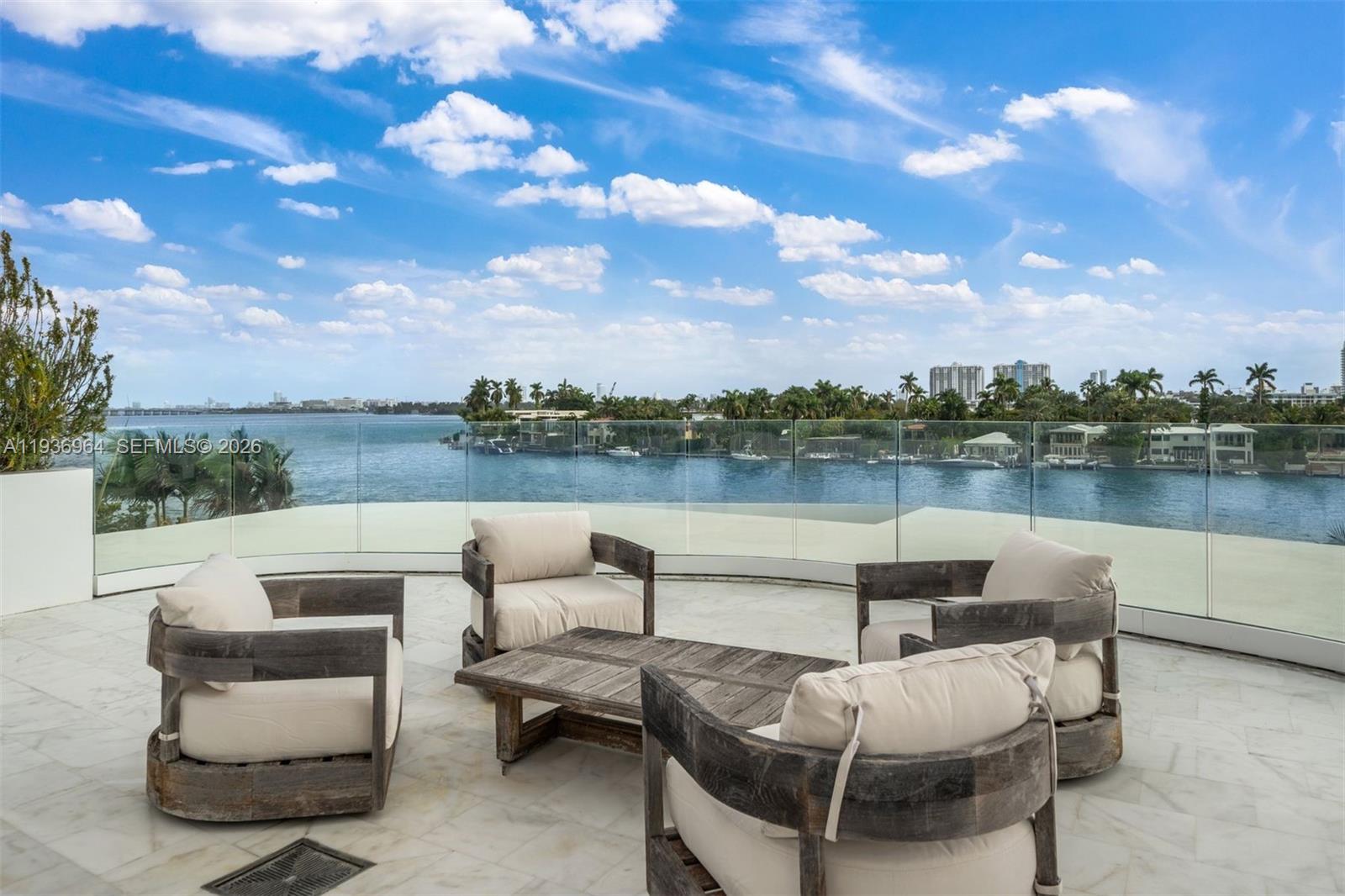 503 E Dilido Dr, Miami Beach FL 33139