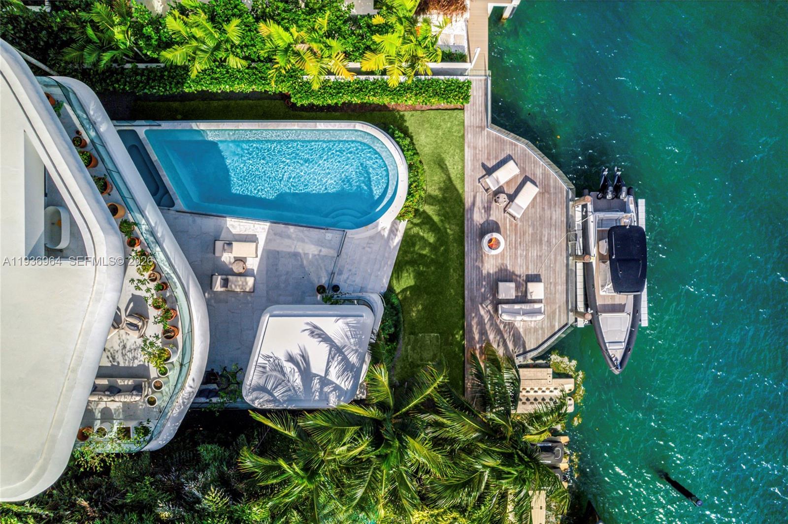 503 E Dilido Dr, Miami Beach FL 33139