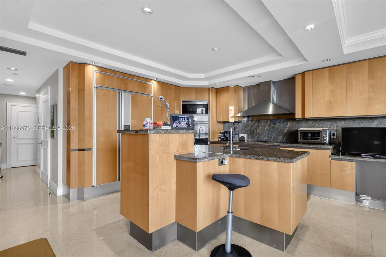 2600 Island Blvd #3006, Aventura FL 33160