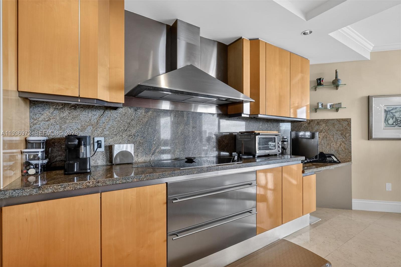 2600 Island Blvd #3006, Aventura FL 33160