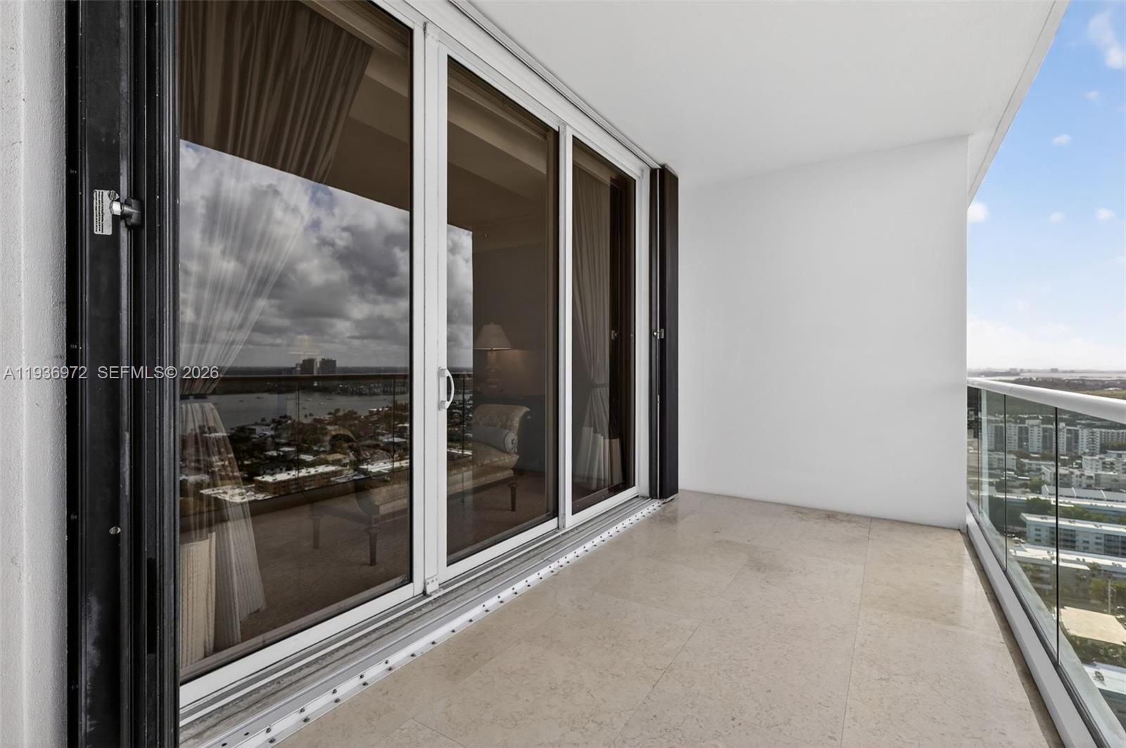 2600 Island Blvd #3006, Aventura FL 33160