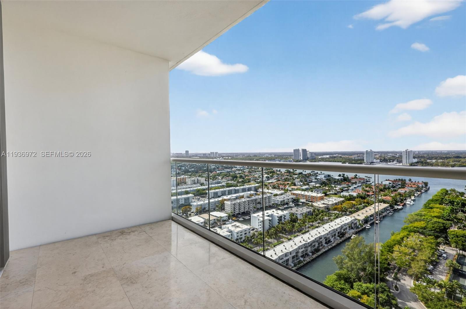 2600 Island Blvd #3006, Aventura FL 33160