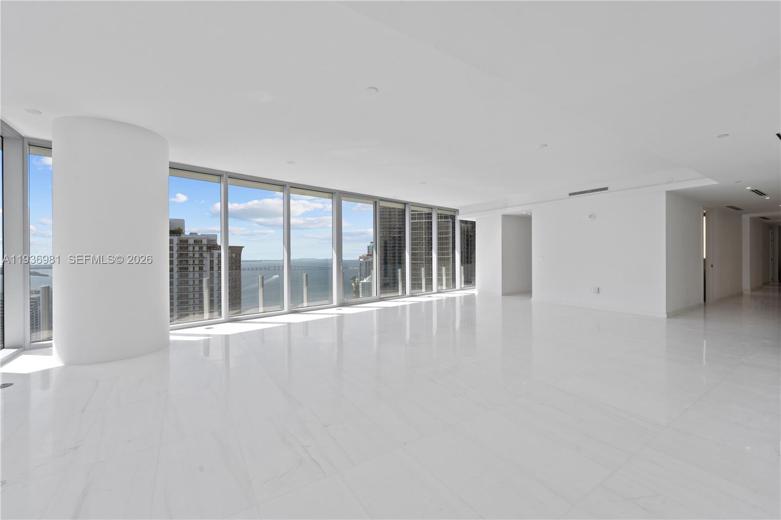 300 Biscayne Blvd Way #3201, Miami FL 33130