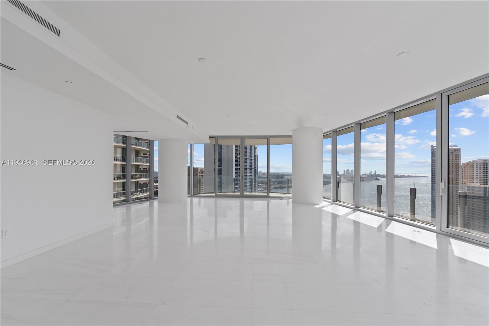300 Biscayne Blvd Way #3201, Miami FL 33130