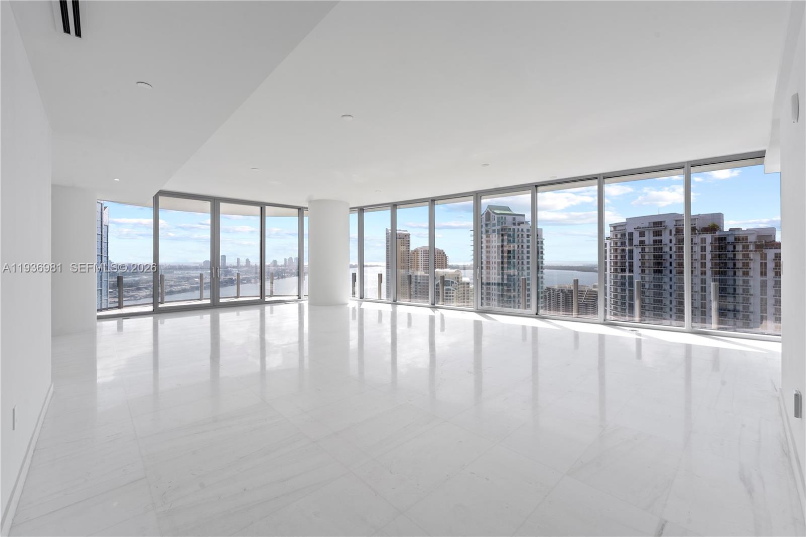 300 Biscayne Blvd Way #3201, Miami FL 33130