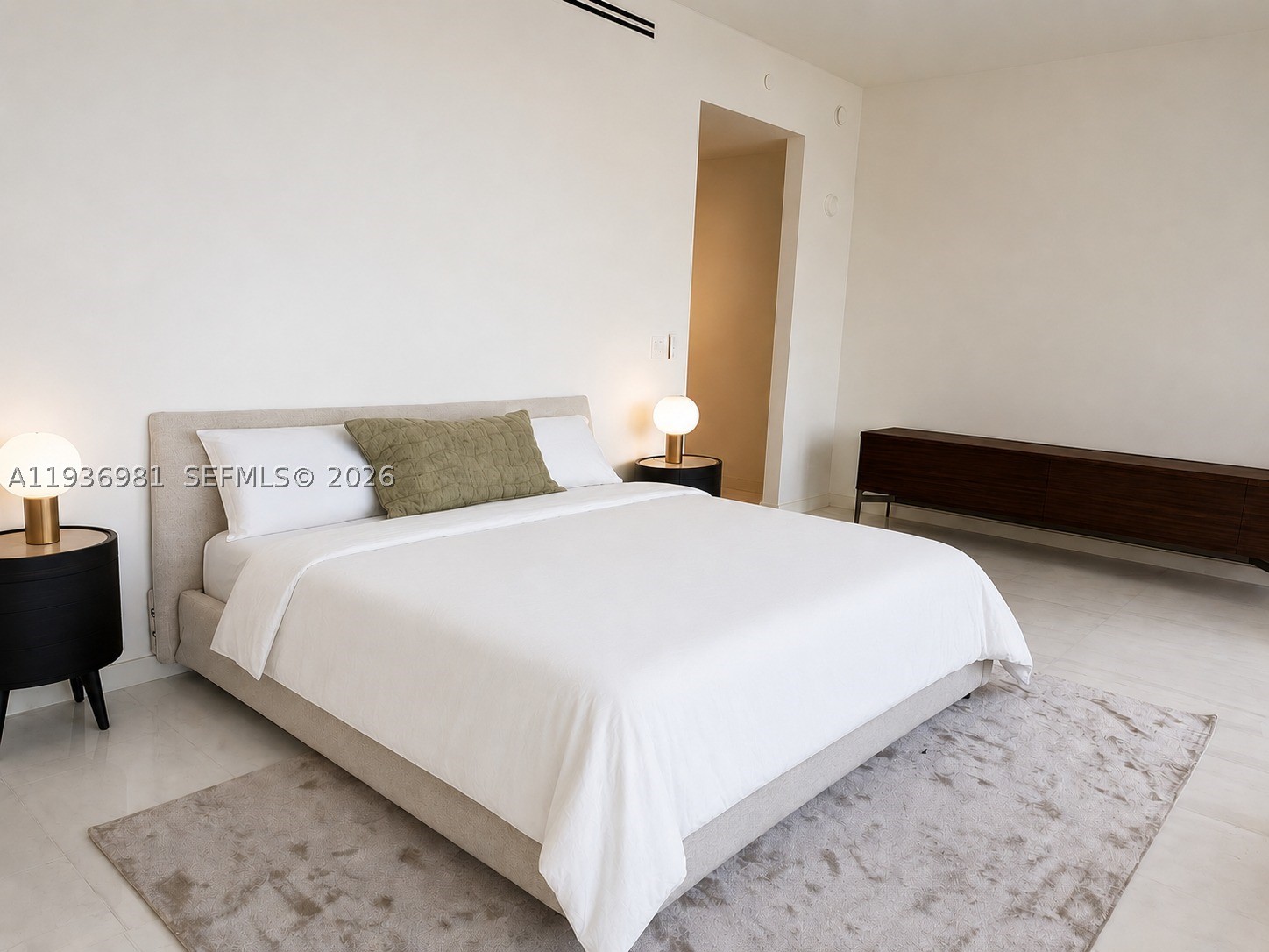 300 Biscayne Blvd Way #3201, Miami FL 33130