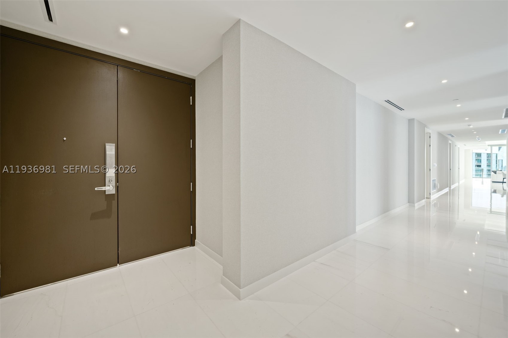 300 Biscayne Blvd Way #3201, Miami FL 33130