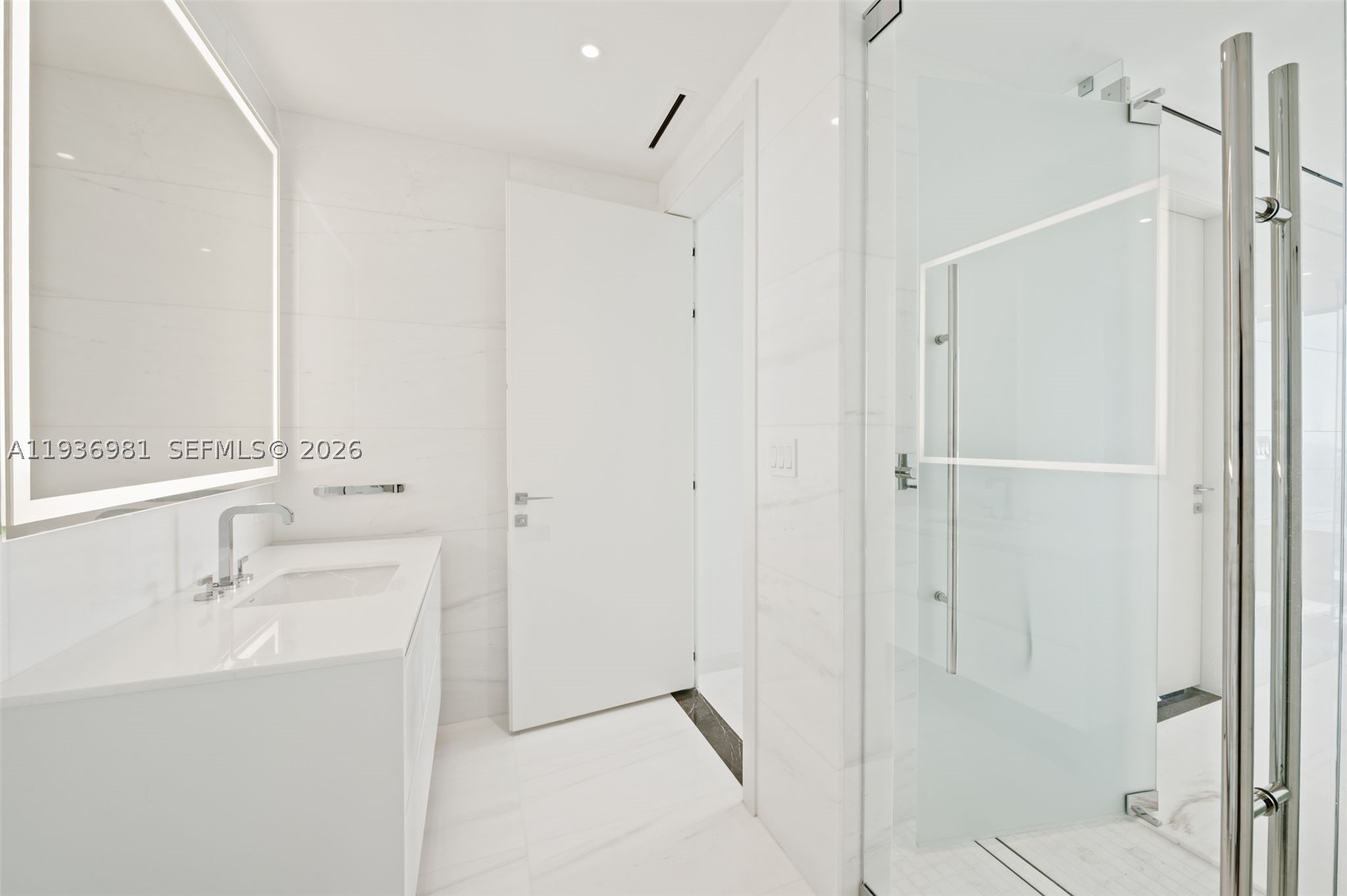 300 Biscayne Blvd Way #3201, Miami FL 33130