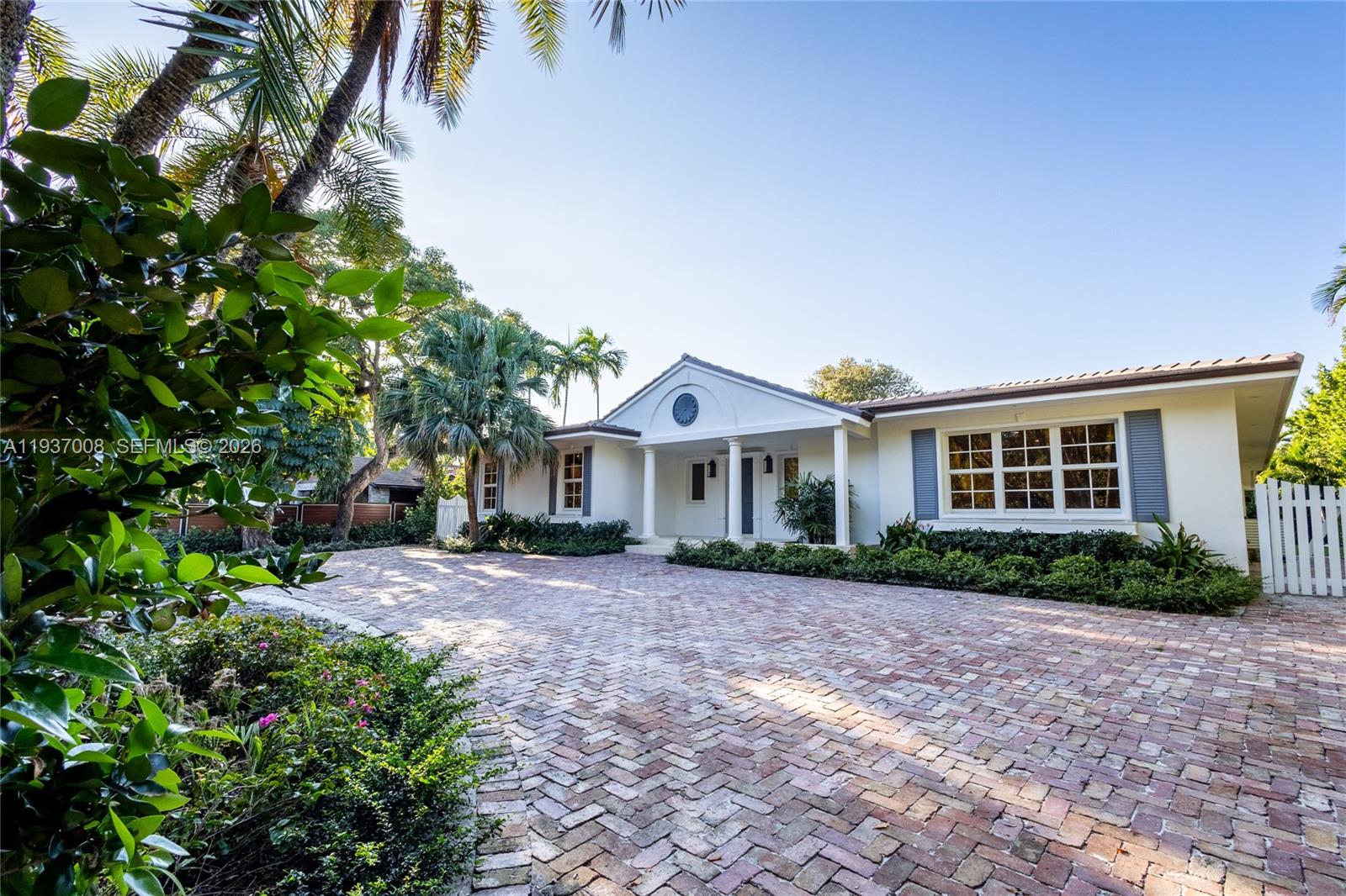 Luxury Homes for rent in Miami, image size:1600x1066