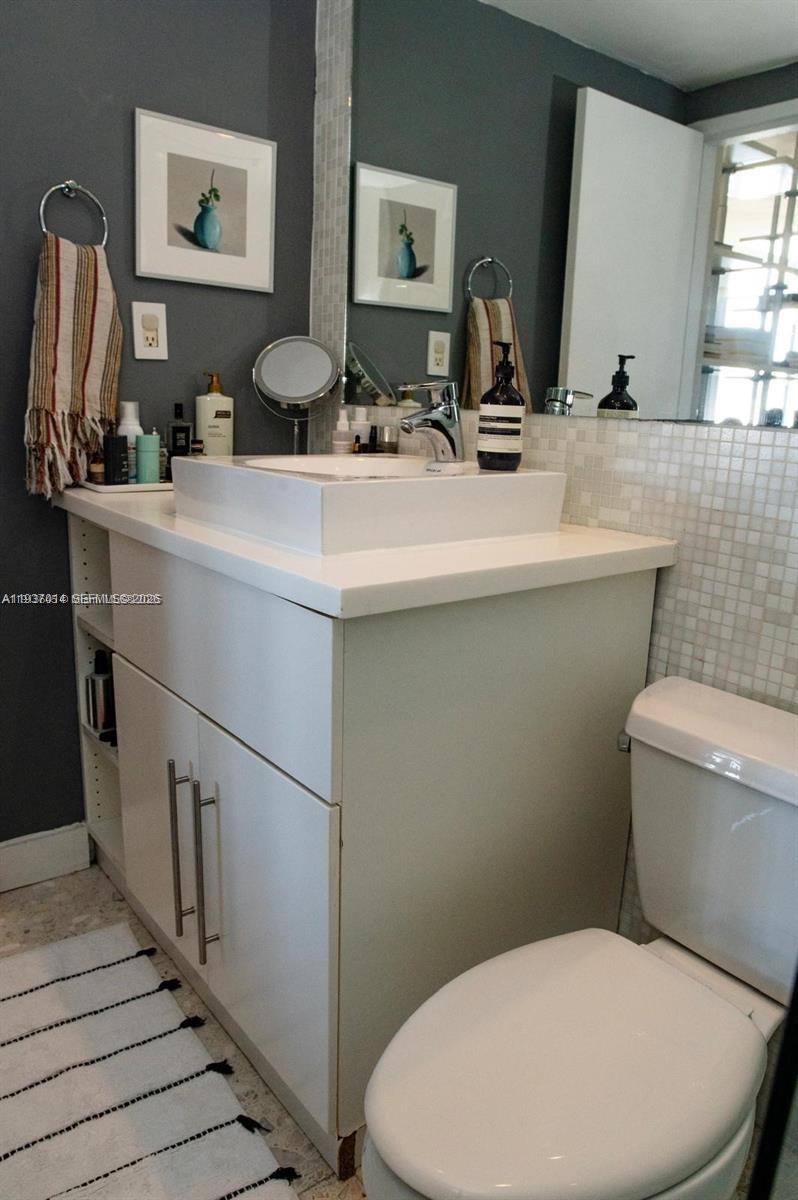1000 West Ave #1504, Miami Beach FL 33139