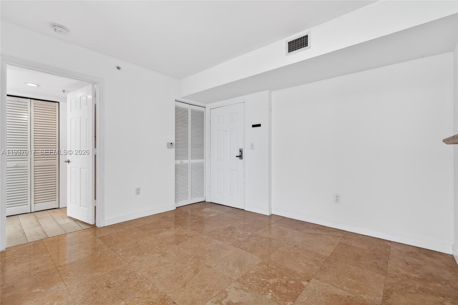 1155 Brickell Bay Dr #1903, Miami FL 33131