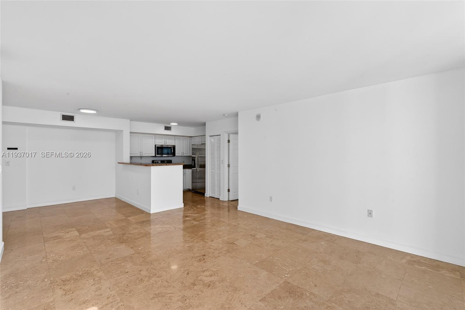 1155 Brickell Bay Dr #1903, Miami FL 33131