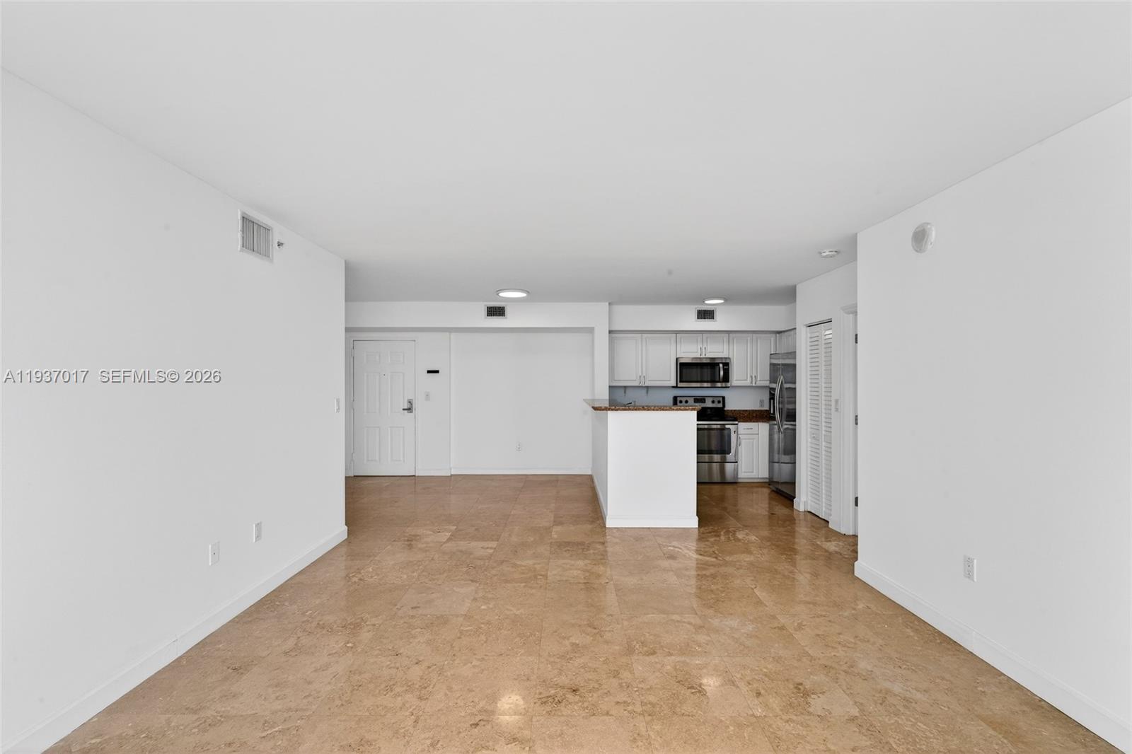 1155 Brickell Bay Dr #1903, Miami FL 33131