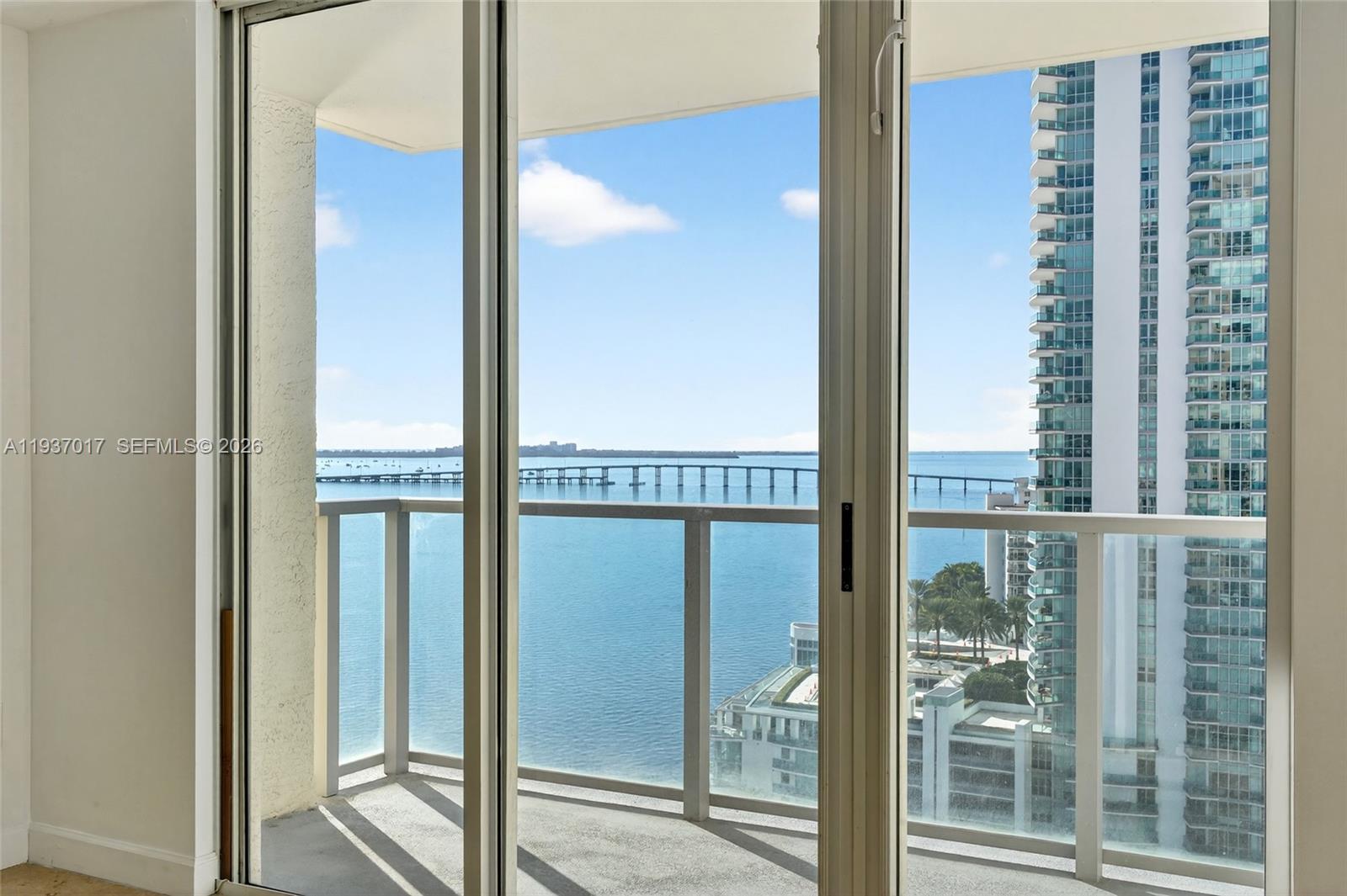 1155 Brickell Bay Dr #1903, Miami FL 33131