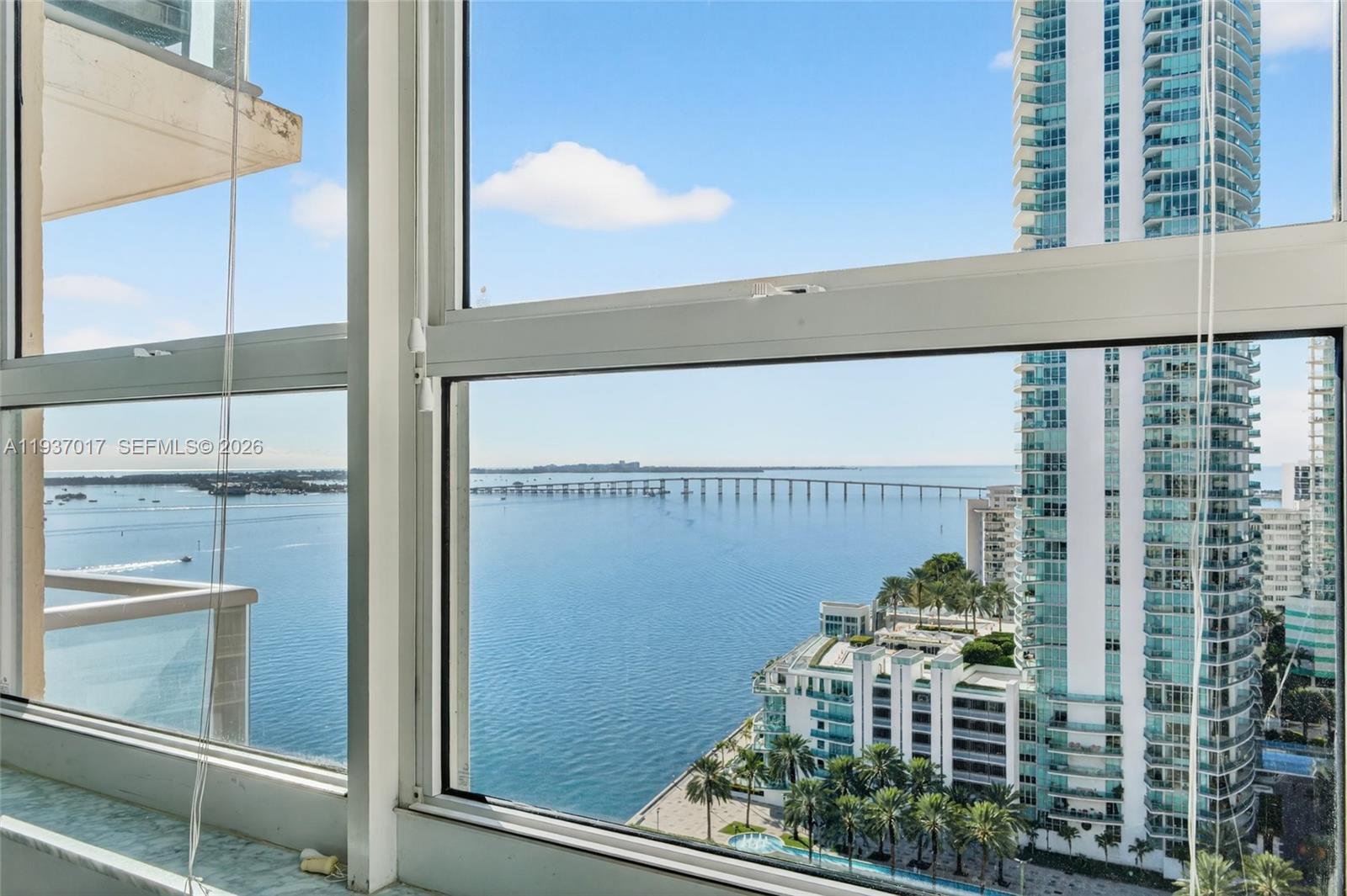 1155 Brickell Bay Dr #1903, Miami FL 33131