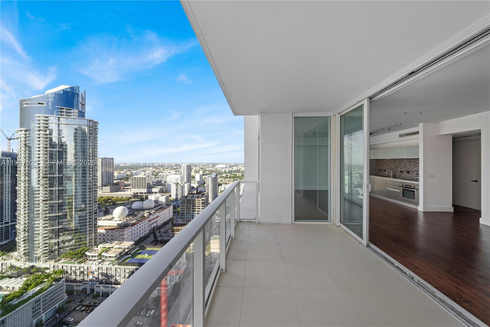 1040 Biscayne Blvd #4108, Miami FL 33132
