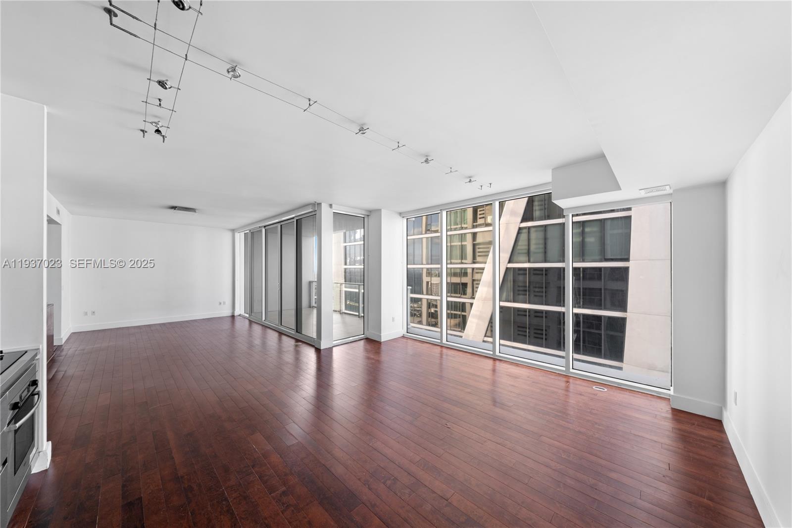 1040 Biscayne Blvd #4108, Miami FL 33132