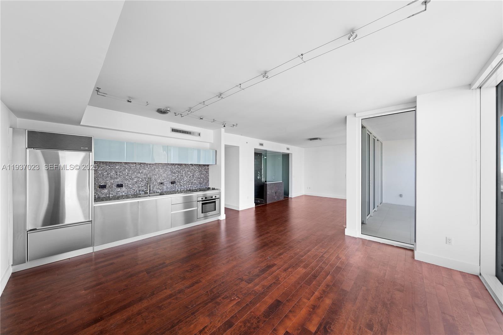 1040 Biscayne Blvd #4108, Miami FL 33132