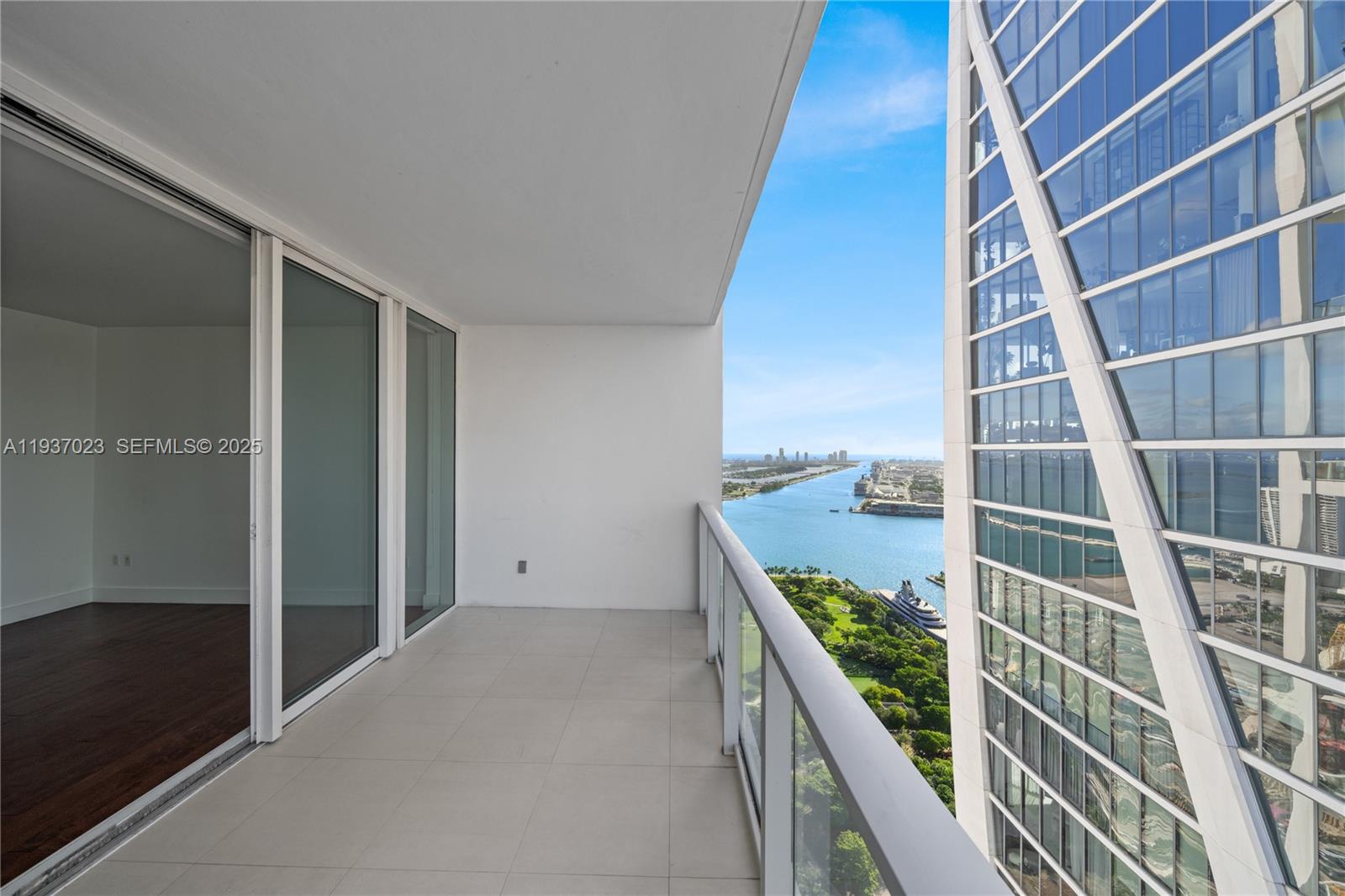1040 Biscayne Blvd #4108, Miami FL 33132