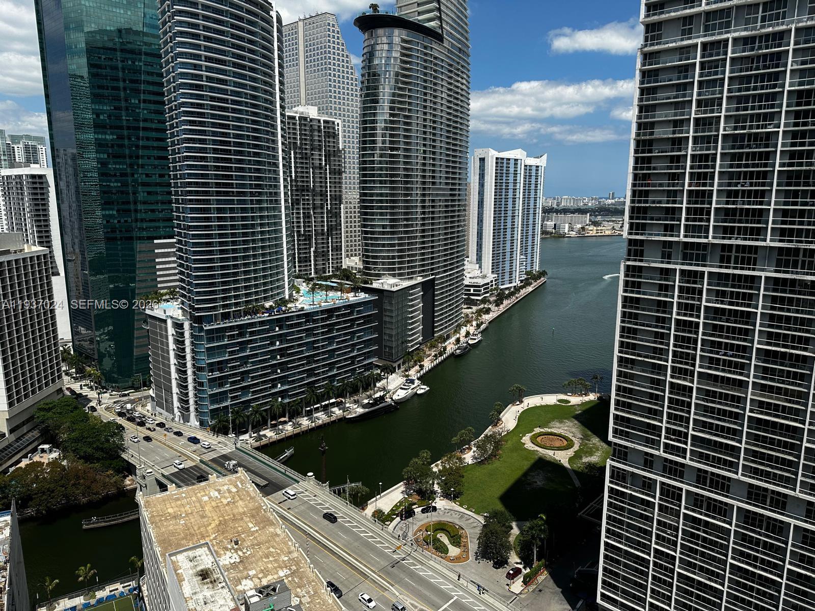 500 Brickell Ave #3307, Miami FL 33131