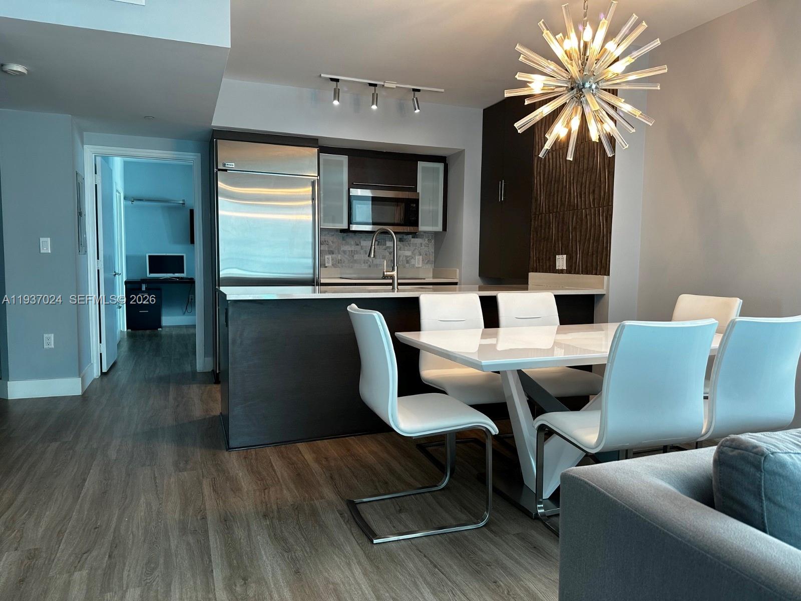 500 Brickell Ave #3307, Miami FL 33131