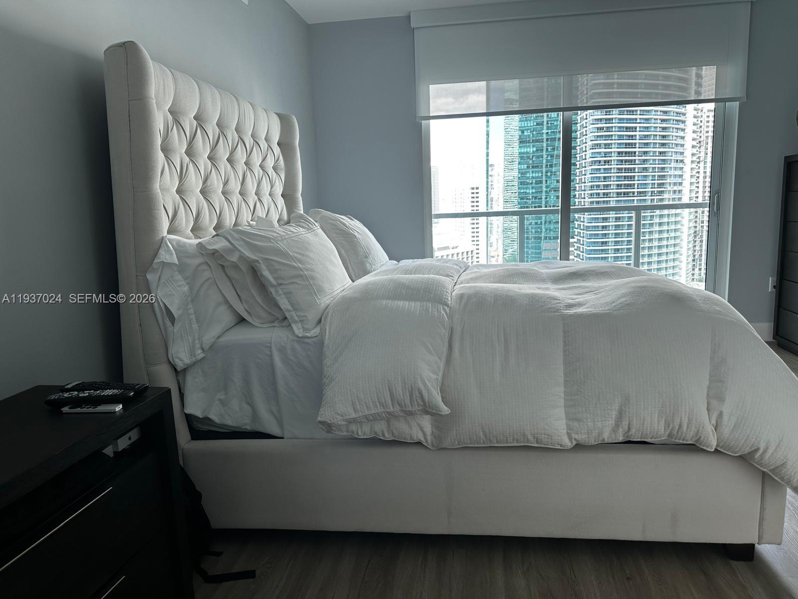 500 Brickell Ave #3307, Miami FL 33131