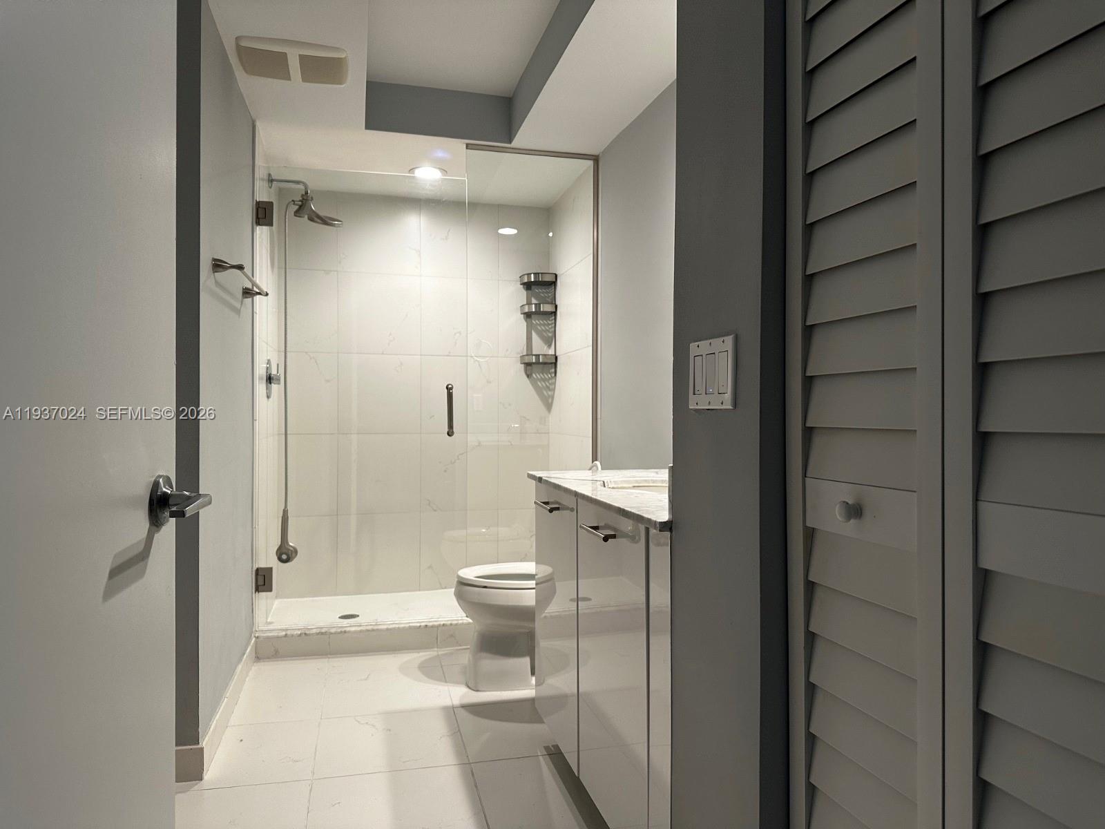 500 Brickell Ave #3307, Miami FL 33131