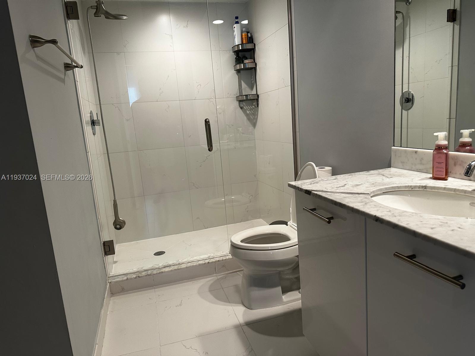 500 Brickell Ave #3307, Miami FL 33131