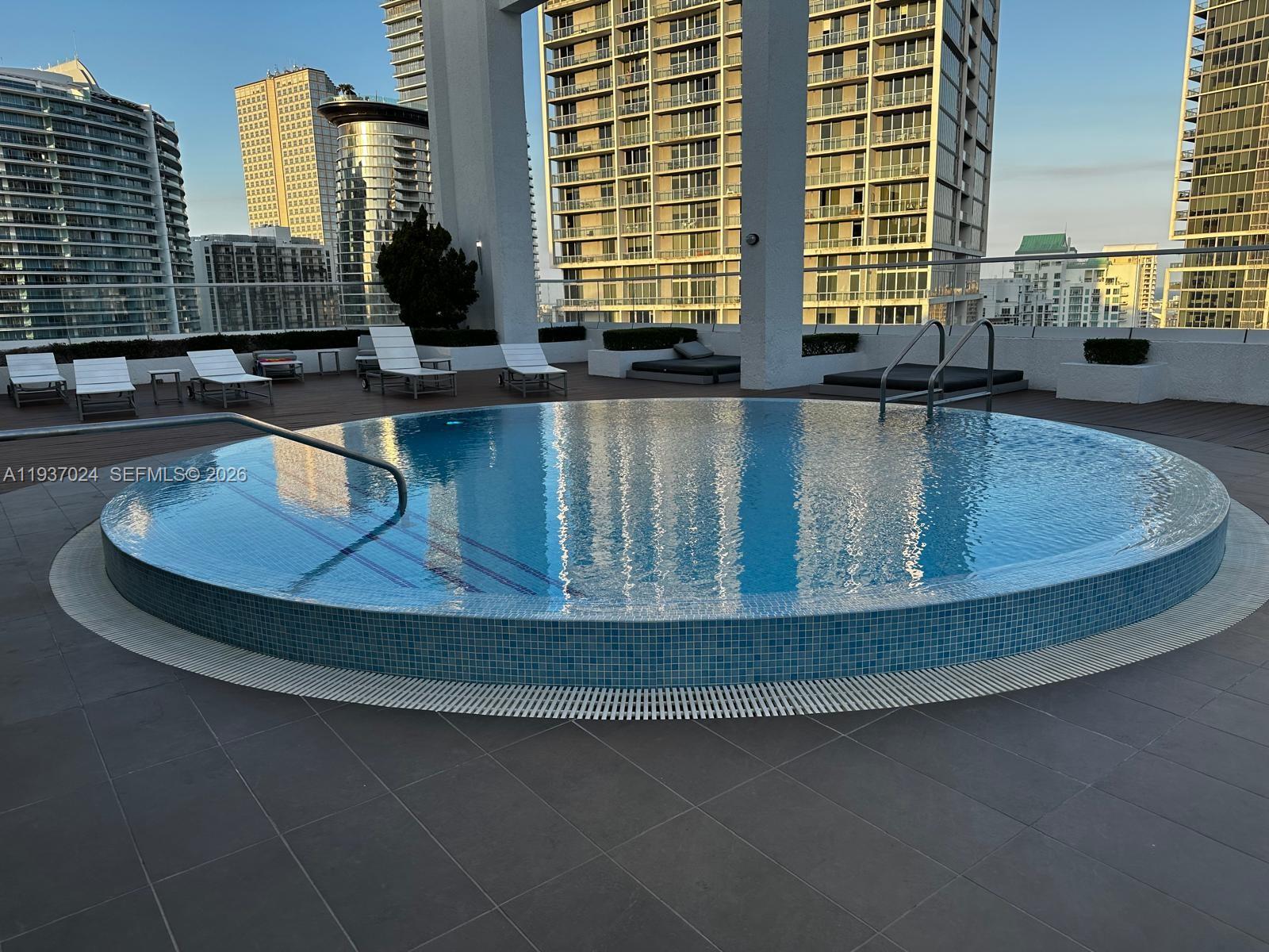 500 Brickell Ave #3307, Miami FL 33131