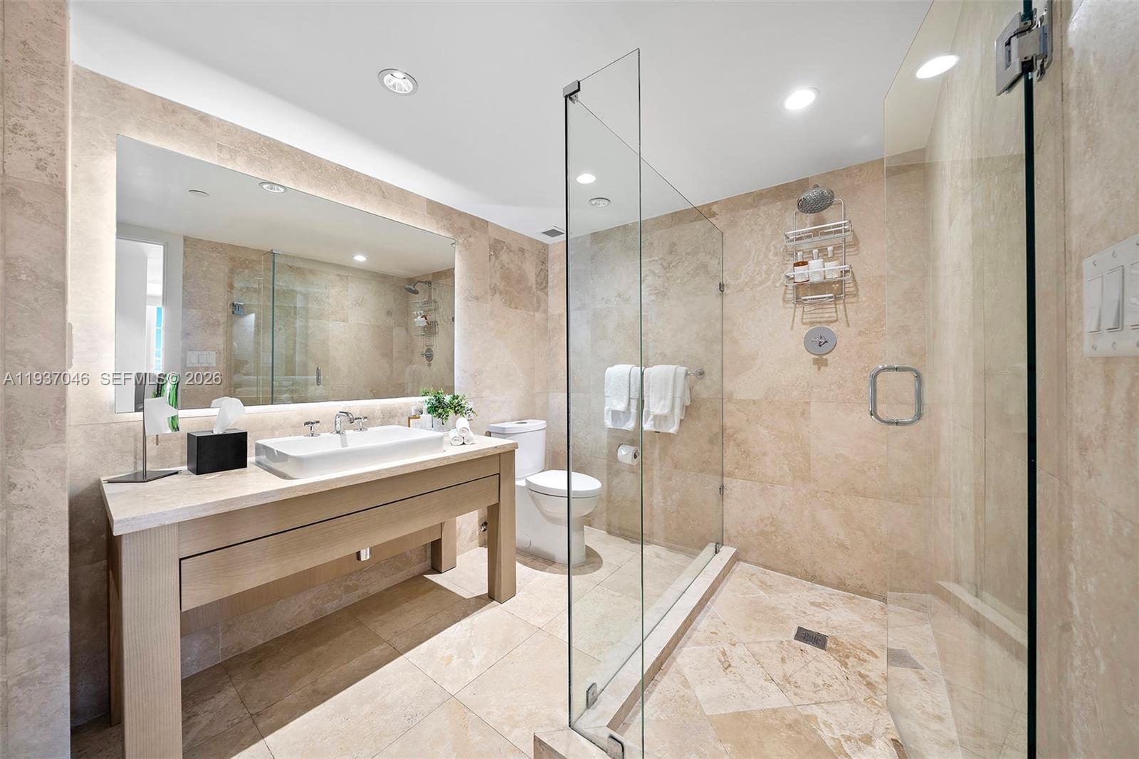 102 24th St #1207, Miami Beach FL 33139