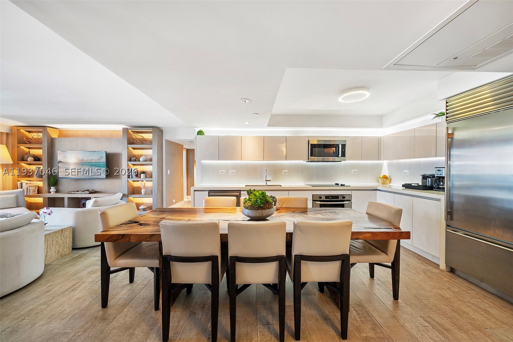 102 24th St #1207, Miami Beach FL 33139