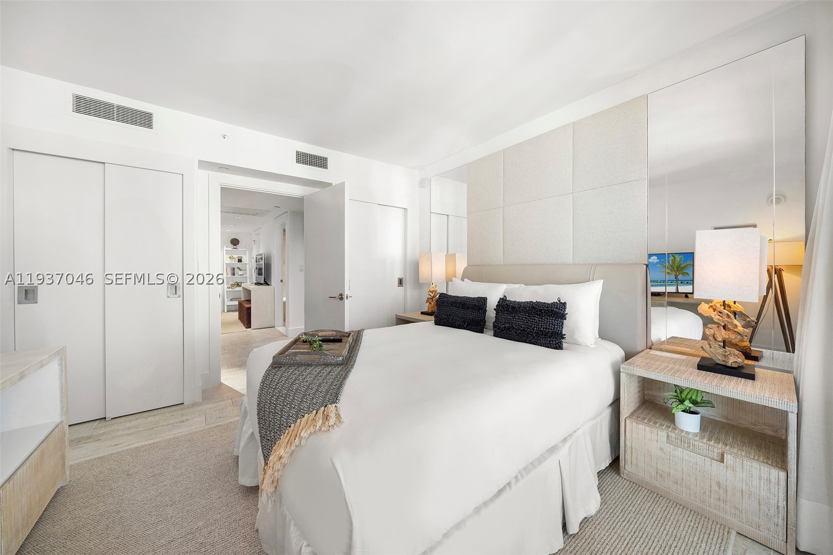 102 24th St #1207, Miami Beach FL 33139