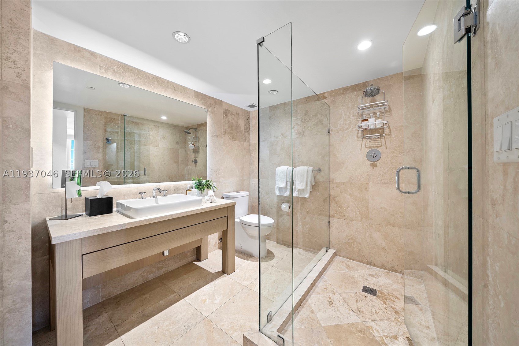 102 24th St #1207, Miami Beach FL 33139