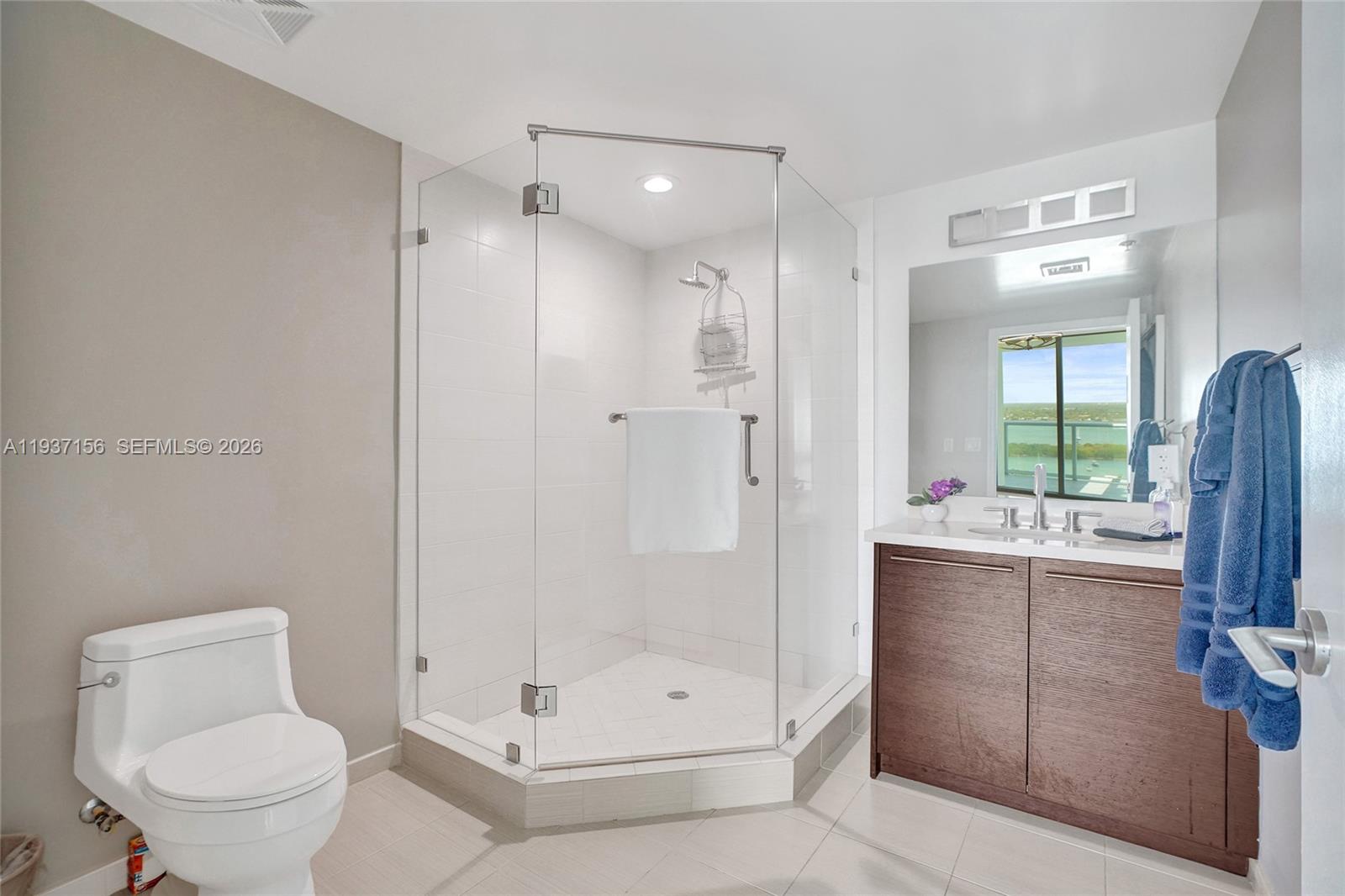 7930 East Dr #1806, North Bay Village FL 33141