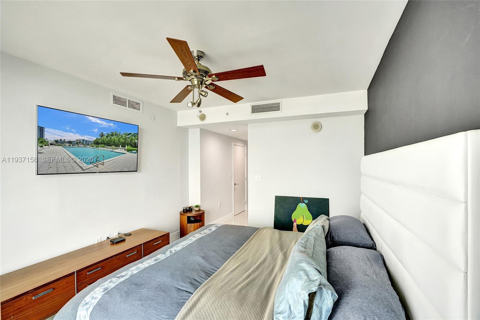 7930 East Dr #1806, North Bay Village FL 33141