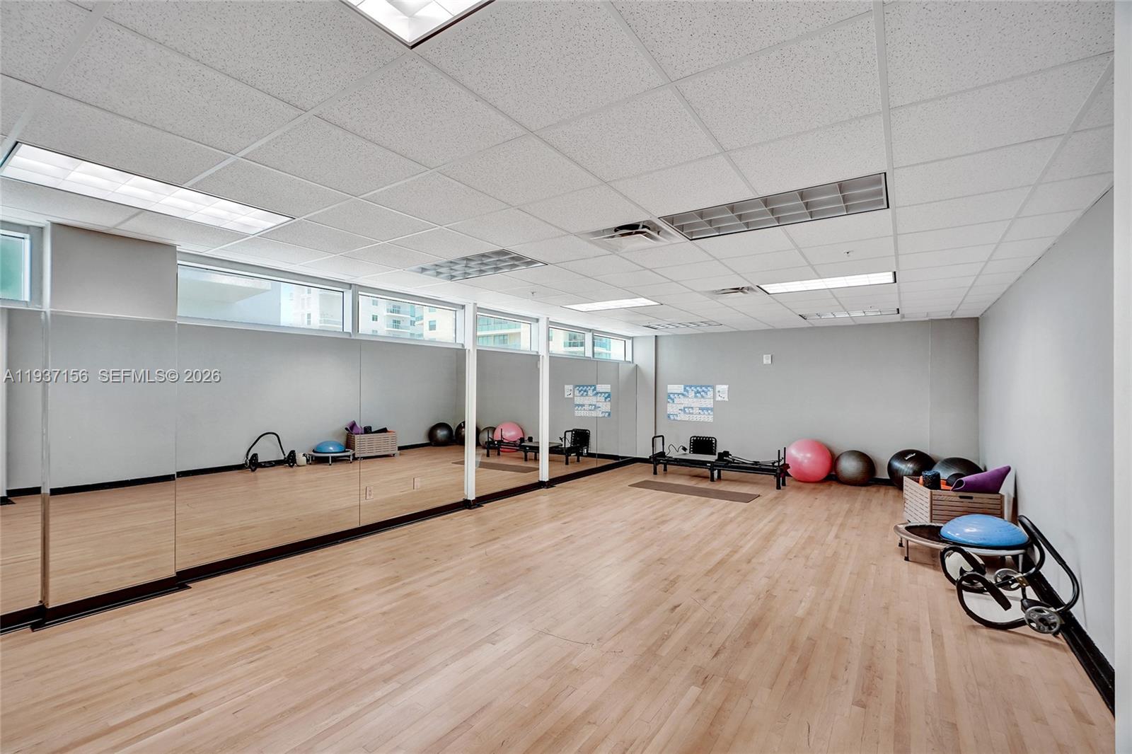 7930 East Dr #1806, North Bay Village FL 33141