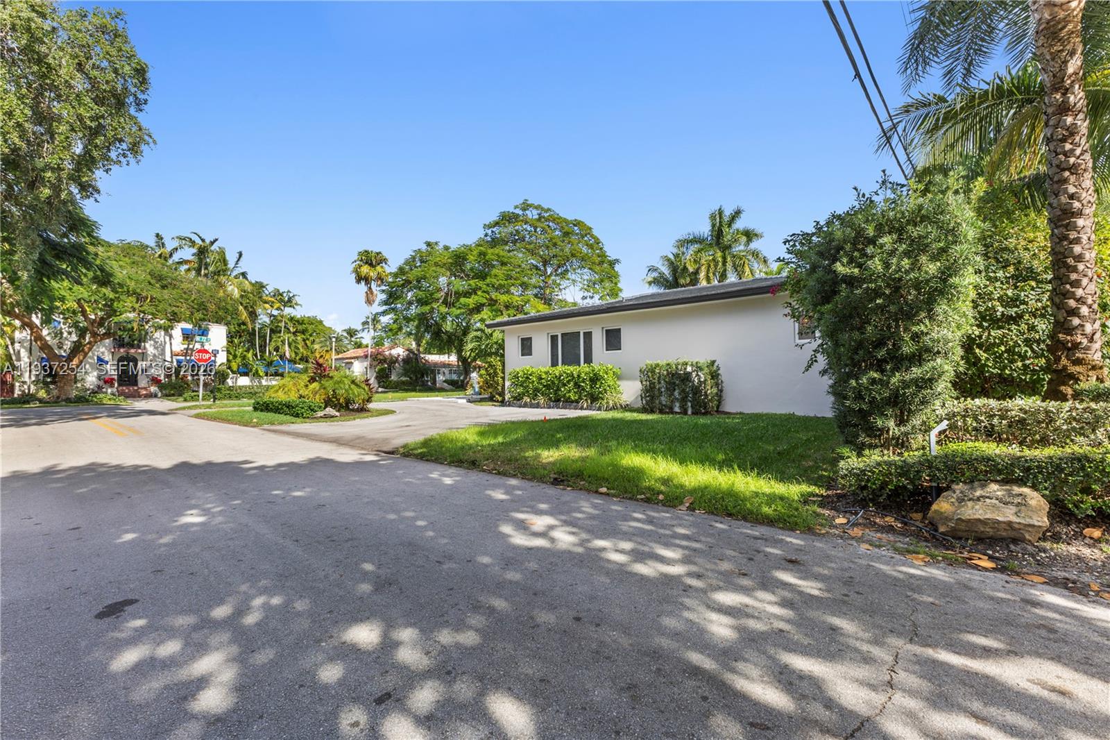 800 NE 72nd St, Miami FL 33138