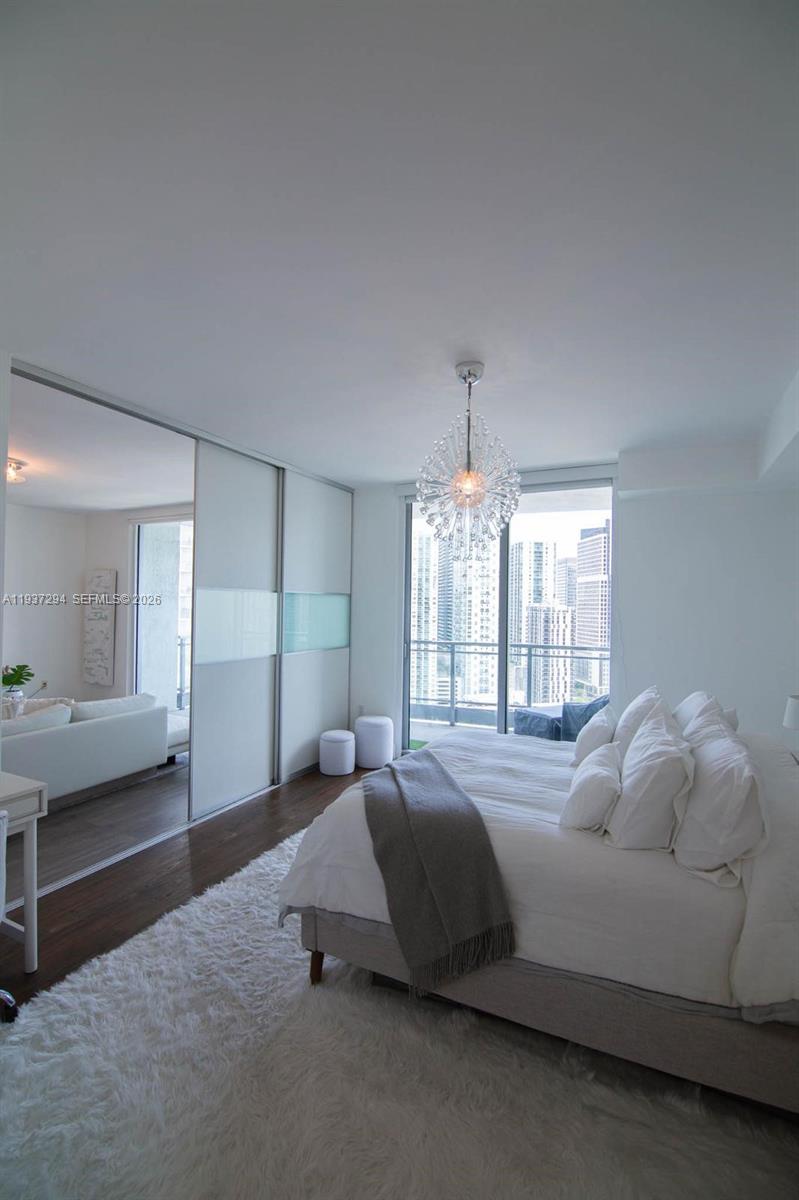 90 SW 3rd St #2703, Miami FL 33130